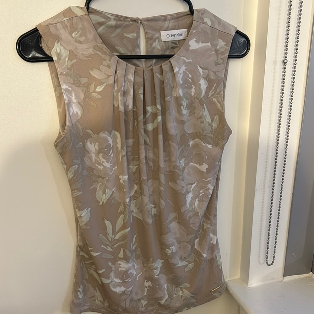 Calvin Klein Women's Floral Tan Blouse